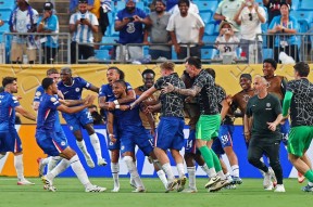 葡超清晨再迎强敌；金州勇士遗憾出局；主帅态度——信心回归；轮换策略成焦点的简单介绍-kaiyun