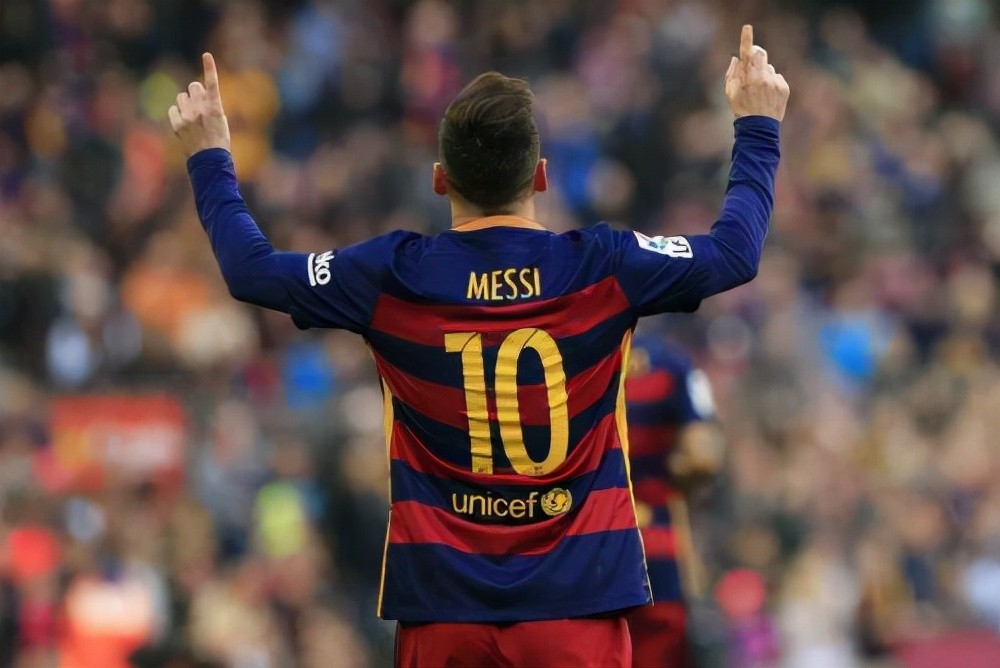 摩纳哥迎欧超杯关键赛，赛后主帅复盘，赛场秩序良好，球队文化再被提及的简单介绍